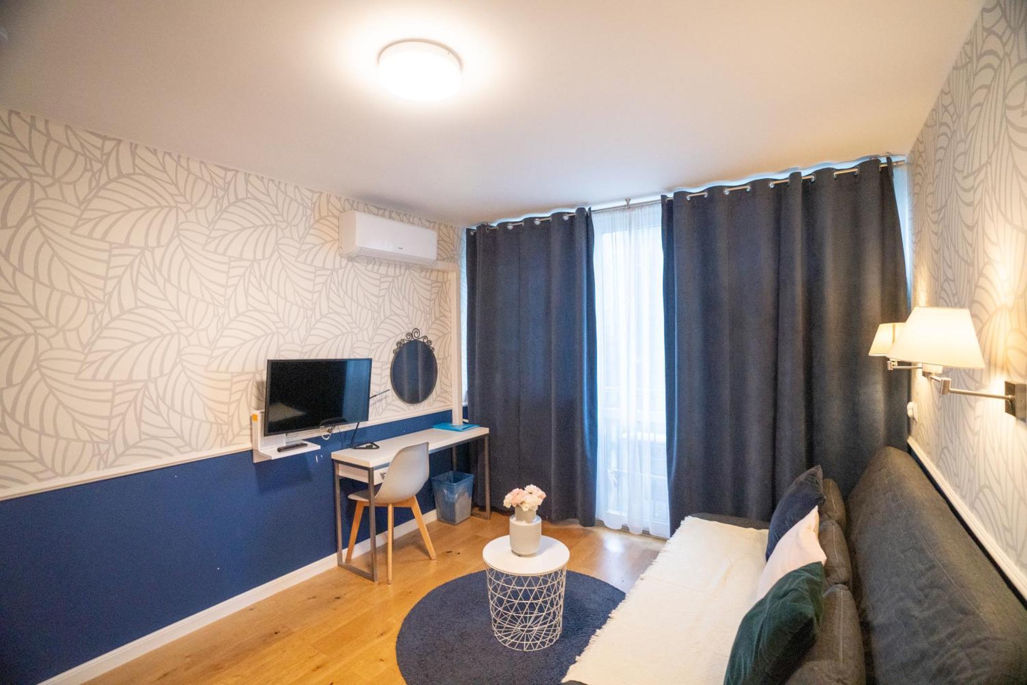 Apartament Hotel Grzybowska 9 Варшава Екстер'єр фото